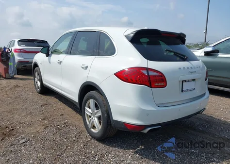 2013 Porsche Cayenne Diesel из США, поврежденный, VIN WP1AF2A24DLA25338